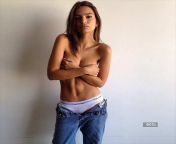 statutory warning extremely hot content emily ratajkowski goes nude.jpg from smrito and co act nude