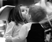 1408978815 cute kids kissing file www wallpaperg com.jpg from cute kissin
