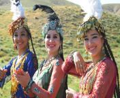 uzbek dance8.jpg from uzbek