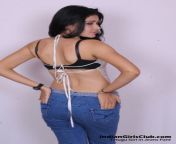4 indian girls jeans pant 600x904.jpg from pant navel sex