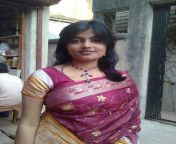indian hot village aunties in saree photo5.jpg from misay hot son aunt village