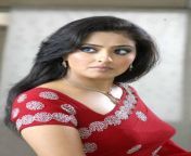 mumtaz saree still cleavage 2.jpg from tamil red saree fat aunty nude petticoat sex videos download