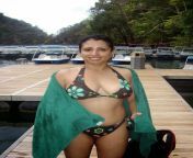 hot indian nri aunty bikini 3.jpg from view full screen nri aunty deep cleavage photo shoot mp4 jpg