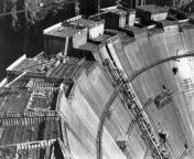 building hoover dam 6.jpg from dam being