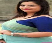 big boobs bhabhi photos in saree 18.jpg from big boobs bhabi fun with young devar video