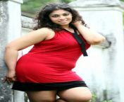 1005281 10201418093325063 83602914 n.jpg from sri lanka actress raini charuka sex