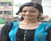 actress gayathri at 18 vayasu movie team interview stills 1.jpg from gayathri