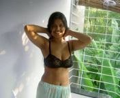 tamil bhabhi in bra 230001.jpg from bra hq college it tamil sexy