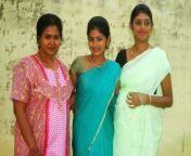 rare picture of inidhu inidhu heroine wearing traditional saree.jpg from tamil college mulai kasakkum videos