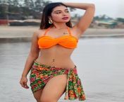 1 jpeg from aarti gupta in sexy swimsuit having shower purana mandir masala video