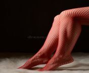 ноги женских красных чу ков 85752016.jpg from Питерская веб шлюха в чулках раздвигает ноги и вводит в киску любимую игрушку