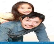 padre japonés y su hija 44587117.jpg from japones padre hija sub español