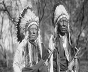 chief bearmanchief mad bull cheyenne tribe calling on pres lccn2016893117 wiki crop 01 1400x800 1.jpg from inda hotriy