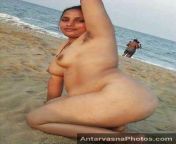 karwar beach par aunty nude hui.jpg from nude at beachi aunty bhosda