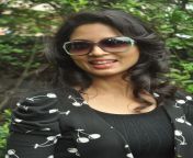 nice and hot tamil actress pooja images 4.jpg from tamil booja