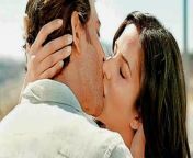 katrina and hritikh bollywood kisses.jpg from bollywood kissing scenes in saree