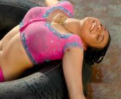 11 1405065244 actress wet in rain 08.jpg from tamil wet saree hot 🔥 romance 💒