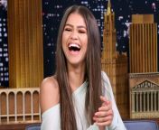 zendaya laughing jpgfit800489quality86stripall from tumblr pissed her pants