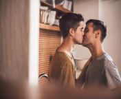 15 kinds of gay kissers you ll encounter in the wild jpgid50413298width400height277 from 2 cute traps making out