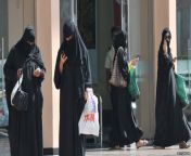  85252551 saudi women g.jpg from bbc and wife arab saudi
