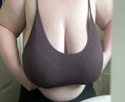 320x180 204.jpg from sisca mellyana nipples popping out of her bra