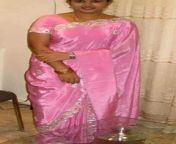 93987872c3e3fd873b5070d732fade52.jpg from indian aunty satin silk saree love