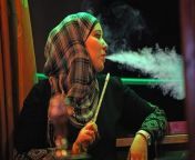ba0882be438cf5d015ab2cdb47571c3f.jpg from muslim afghan in hijab smoking