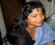 c30b210be0fd768391dea440b3631a5b.jpg from tamil aunty long hair cleavage
