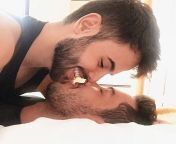 86171fbc1ac5747c4fafa482fa474016.jpg from pakistani gay couple kiss