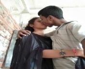 884fa5b81a0c3539e0251ce3c2e951cf.jpg from sexy indian kissing school