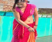 5982b1394d766e2a6bab3f54bab710be.jpg from hot bhabhi in tight red blouse showing cleavage