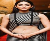 9a2b0487a5272c01d3222d9d50b0a0e6.jpg from hot desi showing outie navel and cleavage in shared taxi