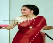 1c93045077707bdfdecbd7c0c0c92e43.jpg from bollywood movie saree hot videos