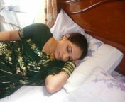 afa6ba7b9f64074b157c5cb622841f8b.jpg from indian aunty at bed