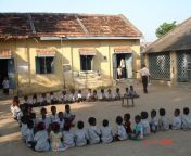 c82ec0d9d6118617f74c1caf2b8682b0.jpg from lahore school tamil karakaot village aunty