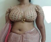 c9663adf85cda91b74611d6c15ec92b8.jpg from indian aunty boobs press com