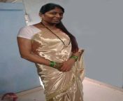 604a4f683985a5011617e4f6cf458477.jpg from indian aunty satin silk saree love