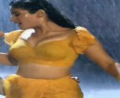 12af3b973a2c221d9062701ea8a06d0d.gif from indian actress hot boobs press