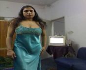 2ee81208e75bc4634fe7d884ae310af8.jpg from indian aunty suagrat in nighty dress opanooja gandi sex image