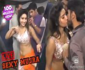 maxresdefault.jpg from hot mujra in indian