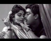 hqdefault.jpg from muthuraman video songs dawlod mp4