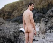17949630 7417245 image m 28 1567375717440.jpg from theo james nude