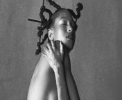82028487 0 image m 11 1709584441396.jpg from willow smith topless