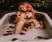 tandem breastfeeding bath outdoors 950x1152 jpgh979 from vintage breast classic mom milk nipples huge aunty using condom anddog kannada actress amalia xxx