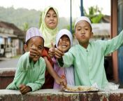 1 smiling muslim children in bali indonesia jacek malipan.jpg from school muslim young people indonesia sexy xxx viedo mp4an female news anchor sexy news videoallu nalayalam parvathi brother and sister full xxx video free download 3gpok
