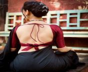 backless photos 07.jpg from saree backless