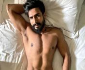 ranveer inspires vishnu vishal to pose almost nude1200 62dd1b9188455 jpeg from naked dhanush sex