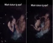 viral video dukun memandikan seorang perempuan netizen kalo gak nipu ya cabul mmmlbiqglu.jpg from bokep dukun cabul