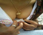 sexy bhabhi cleavage show 001.jpg from clevage bhabhi porn