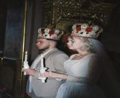 the crowning ceremony of the russian wedding ceremony 708x1024.jpg from russian wedding